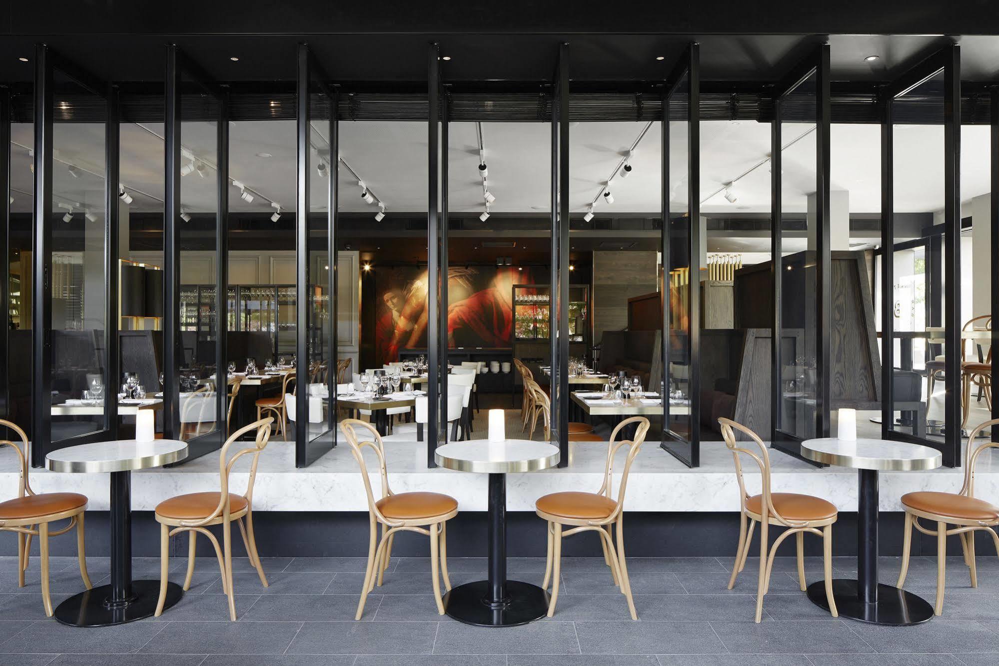 Little National Hotel Canberra Exterior photo